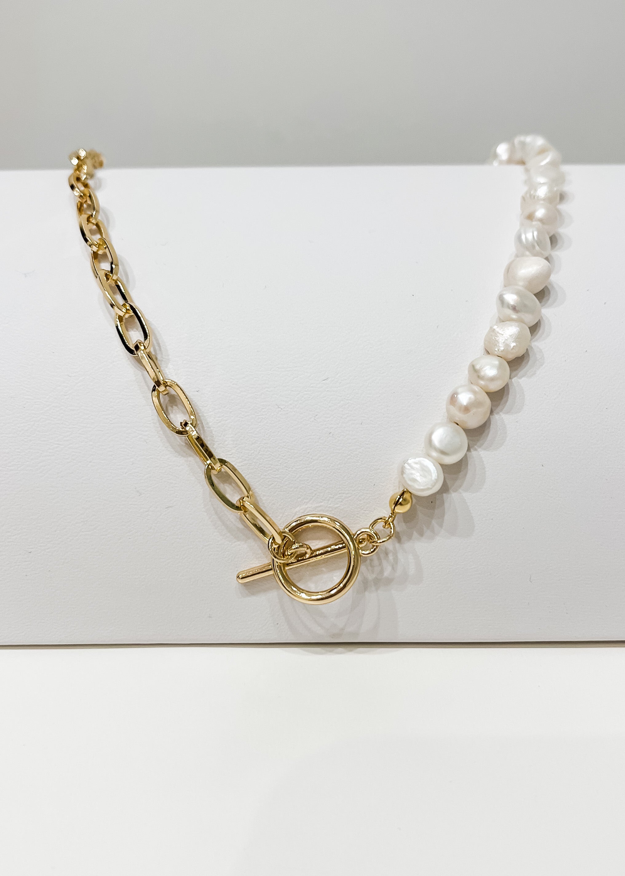 Gold Plated Pearl Paperclip Toggle Necklace in Sterling Silver - FOURTRUSS